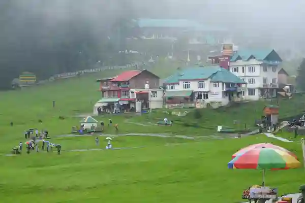 cab-for-dharamshala-bir-billing-dalhousie-khajjiar-5-night-6-days-tour-package